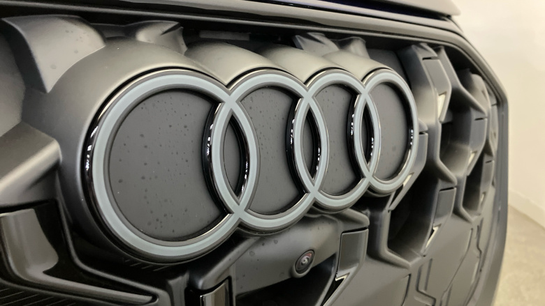 Audi Q5 2.0 TDI Quattro Launch Edition 5dr S Tronic Diesel Estate